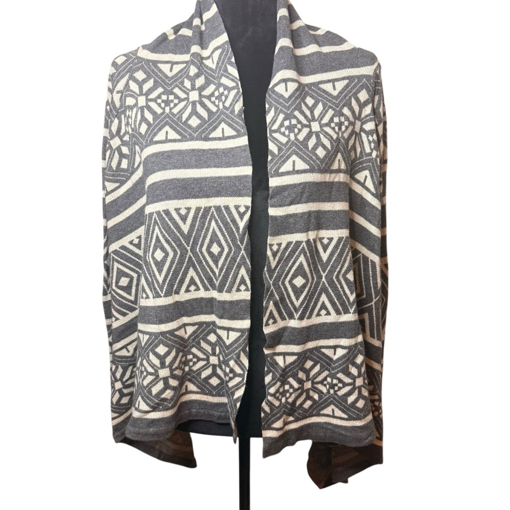 Boho Patterned Gray And Ivory Open Waterfall Card… - image 1